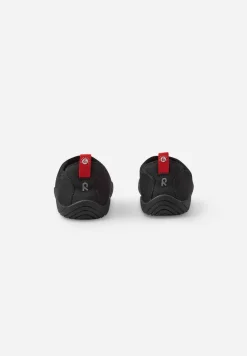Water Shoes - Lean